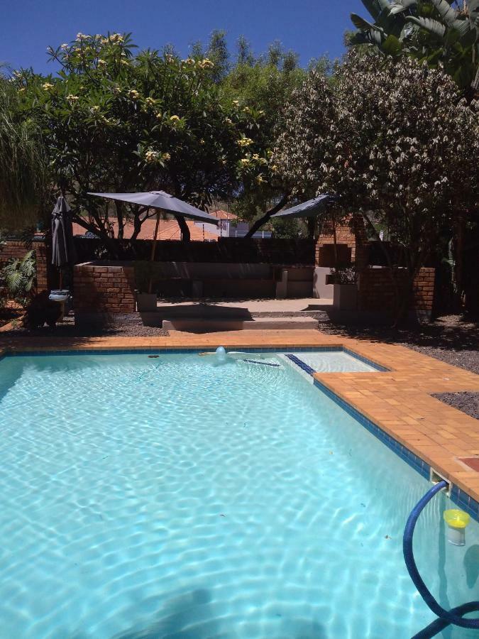A Knights Rest Guesthouse Pretoria Exterior photo
