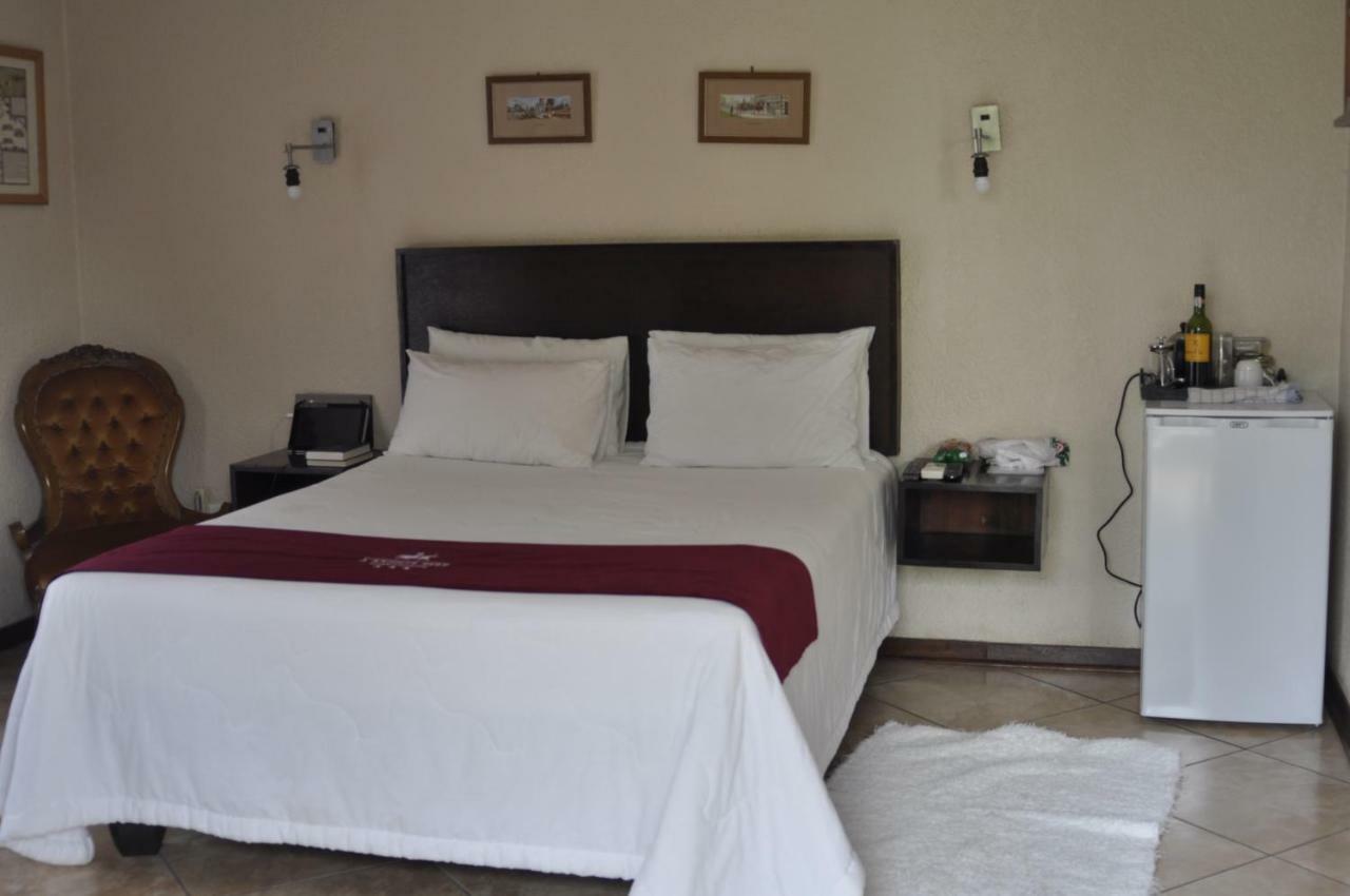 A Knights Rest Guesthouse Pretoria Exterior photo