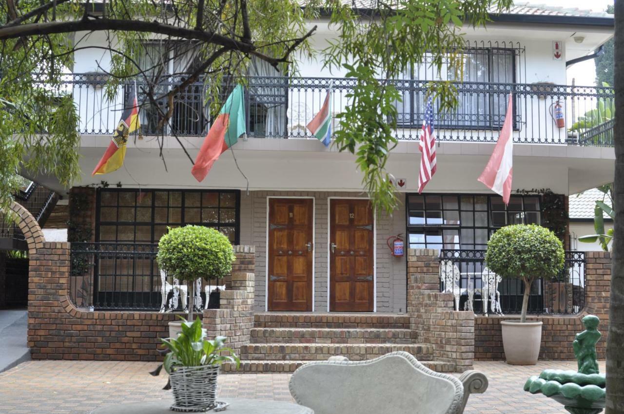 A Knights Rest Guesthouse Pretoria Exterior photo